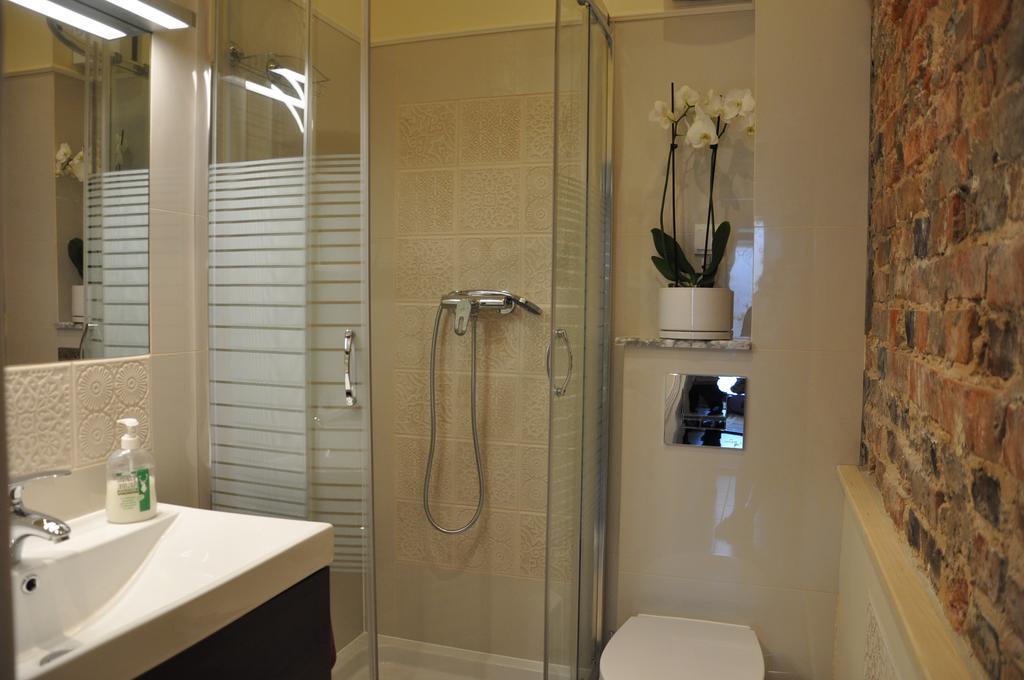 Be Well 3-rooms With Parking And Garden Apartament Warszawa